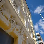 Charming Apartment By Wenceslas Square And National Museum With Ac