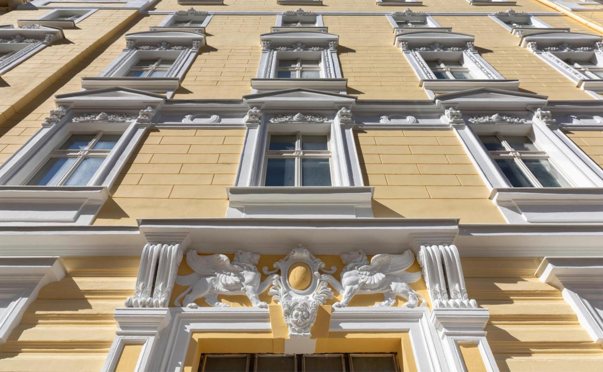 Charming By Wenceslas Square And National Museum With Ac Prague